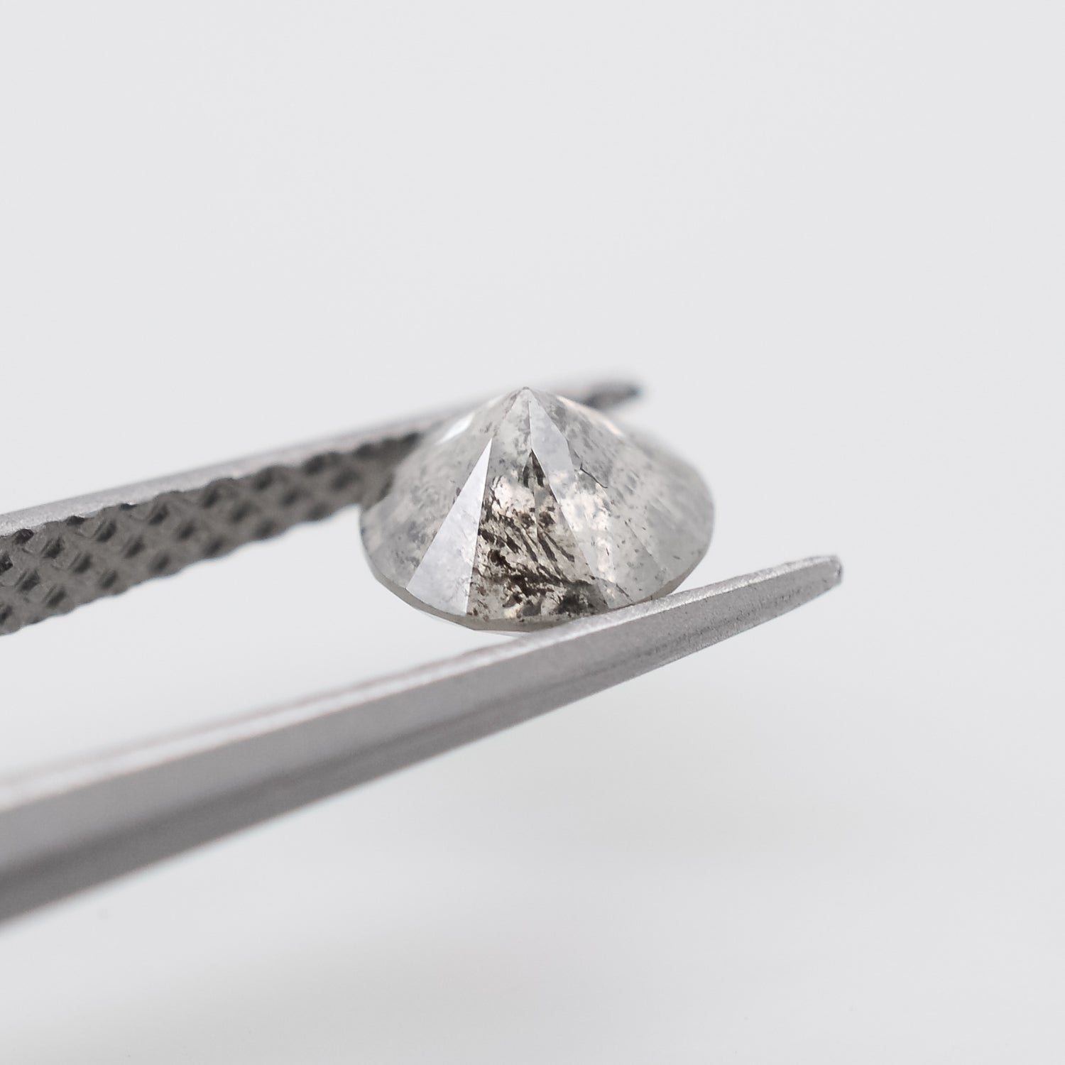 0.56ct Round Brilliant Cut Loose Salt & Pepper Diamond - Malleable Jewellers