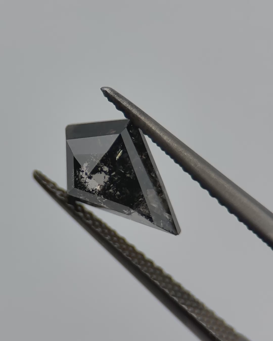 1.81ct Kite Shaped Loose Salt & Pepper Diamond Malleable Jewellers