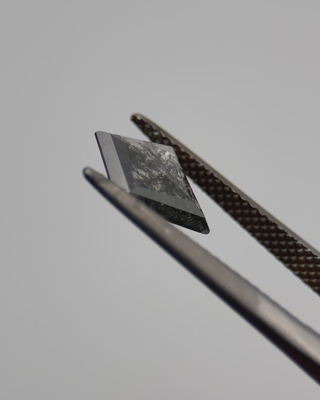 0.92ct Kite Shaped Loose Salt & Pepper Diamond Malleable Jewellers