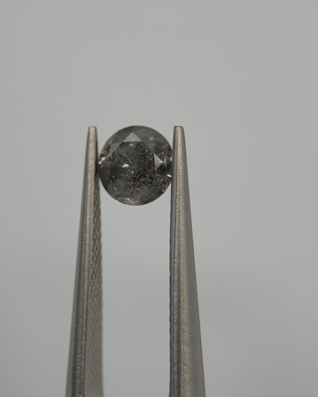 0.56ct Dark Grey Round Shaped Loose Salt & Pepper Diamond Malleable Jewellers