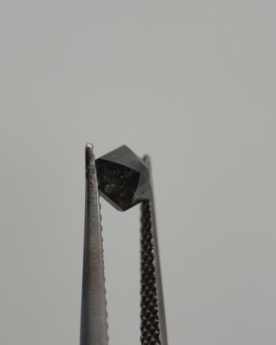 0.67ct Hexagon Shaped Loose Salt & Pepper Diamond Malleable Jewellers