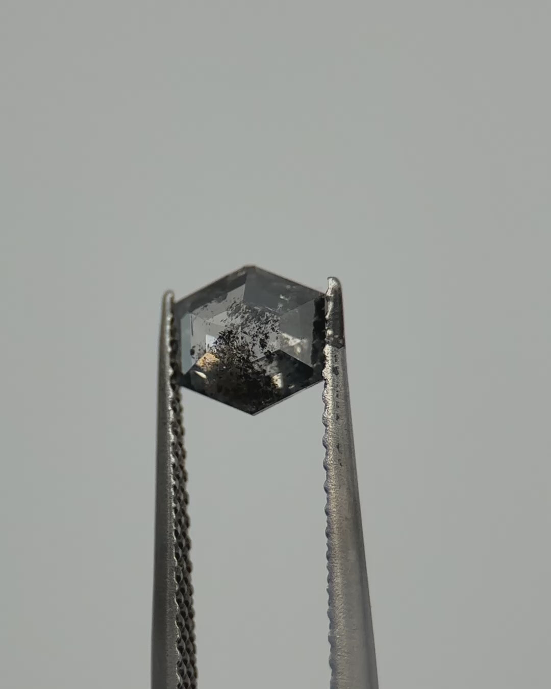 0.69ct Hexagon Shaped Loose Salt & Pepper Diamond Malleable Jewellers