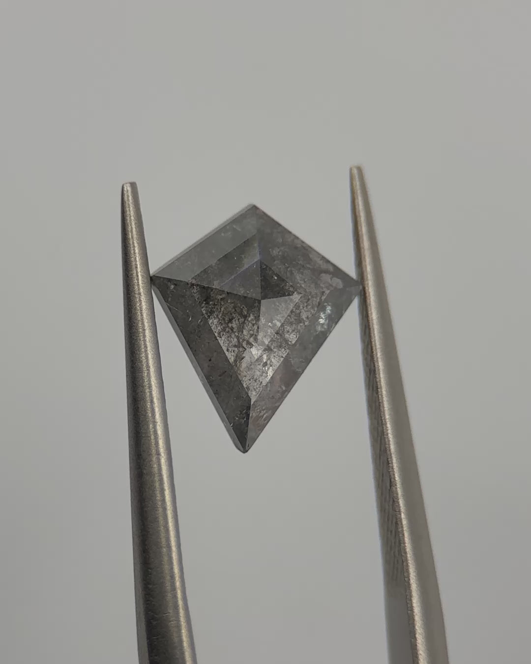 1.62ct Kite Shaped Loose Salt & Pepper Diamond Malleable Jewellers
