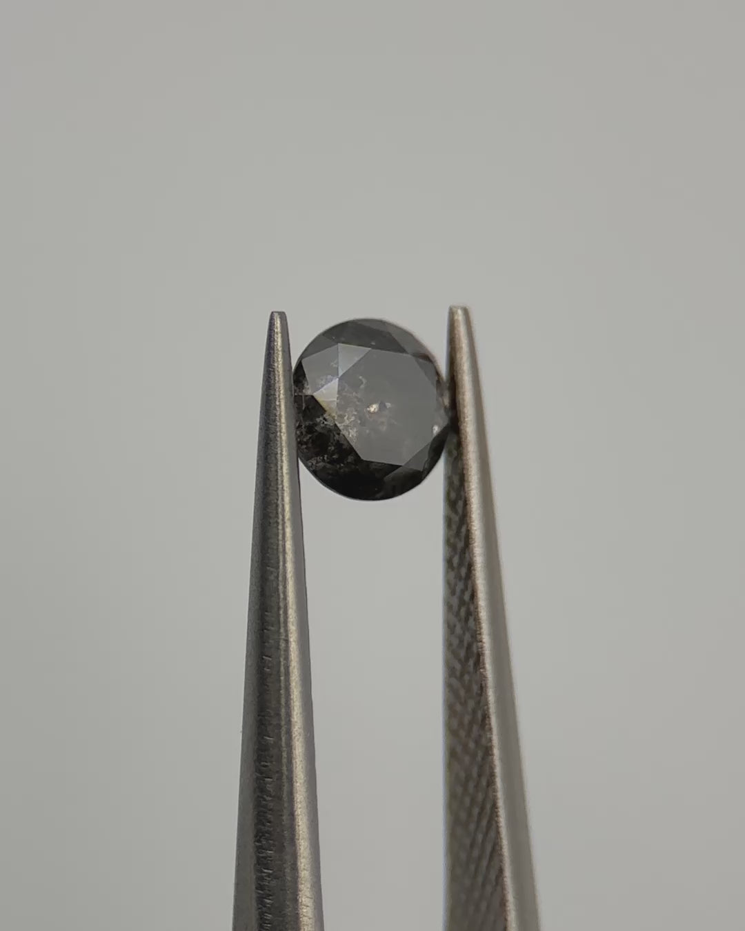 0.52ct Round Shaped Dark Grey Loose Salt & Pepper Diamond Malleable Jewellers